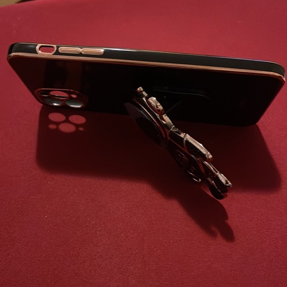 Iphone 11 pro max case - Picture 9 of 9